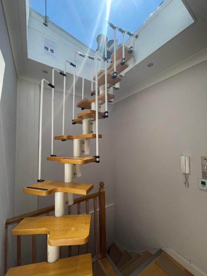 Sunny 2 Bedroom, 2 Bathroom Apartment With Roof Terrace Londyn Zewnętrze zdjęcie